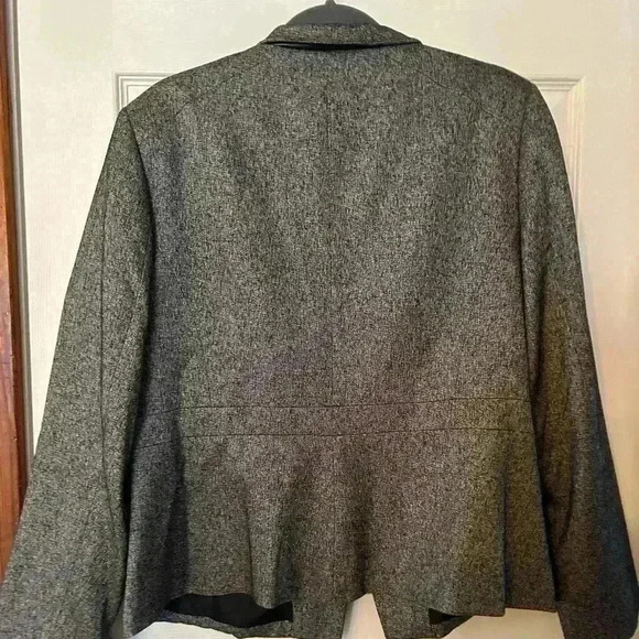 Anne Klein Women's Gray Faux Leather Trim One Button Blazer Size Extra Large - Picture 2 of 5
